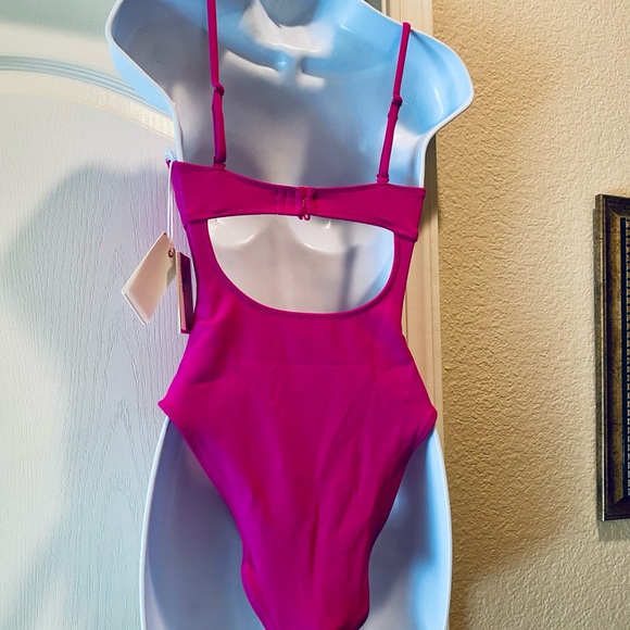 GOOD AMERICAN Fuchsia Pink Swimsuit Size S - Picture 6 of 11